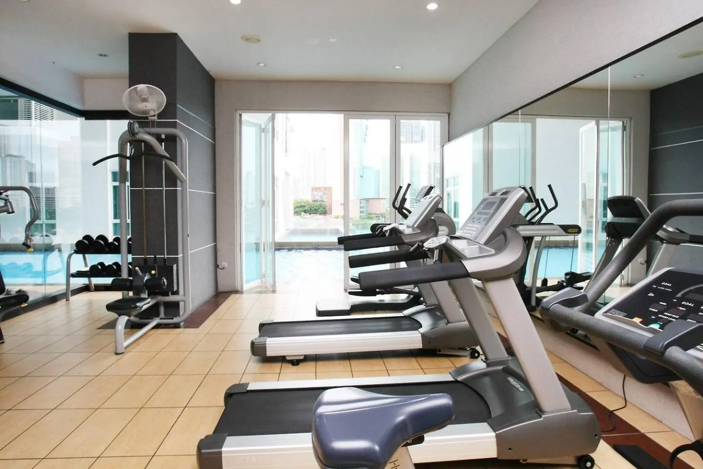 Ksl Mall - High Speed Wifi - Bathtub - Netflix - 24-7 Support Johor Bahru Apartment
