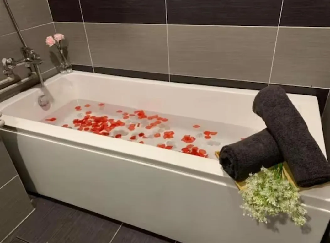 Ksl Mall - High Speed Wifi - Bathtub - Netflix - 24-7 Support Johor Bahru 0*,