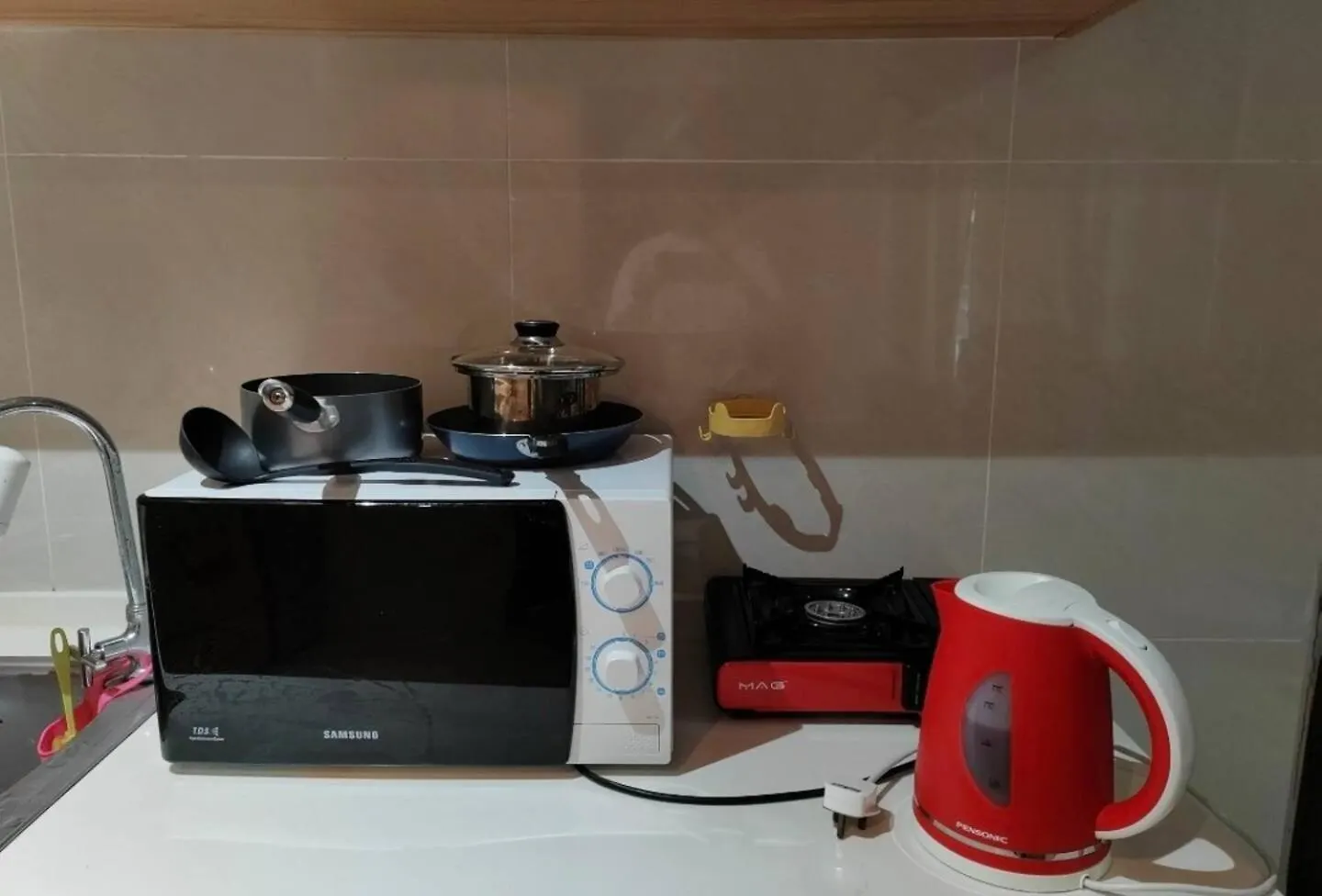 Ksl Mall - High Speed Wifi - Bathtub - Netflix - 24-7 Support Johor Bahru 0*,  Malaysia