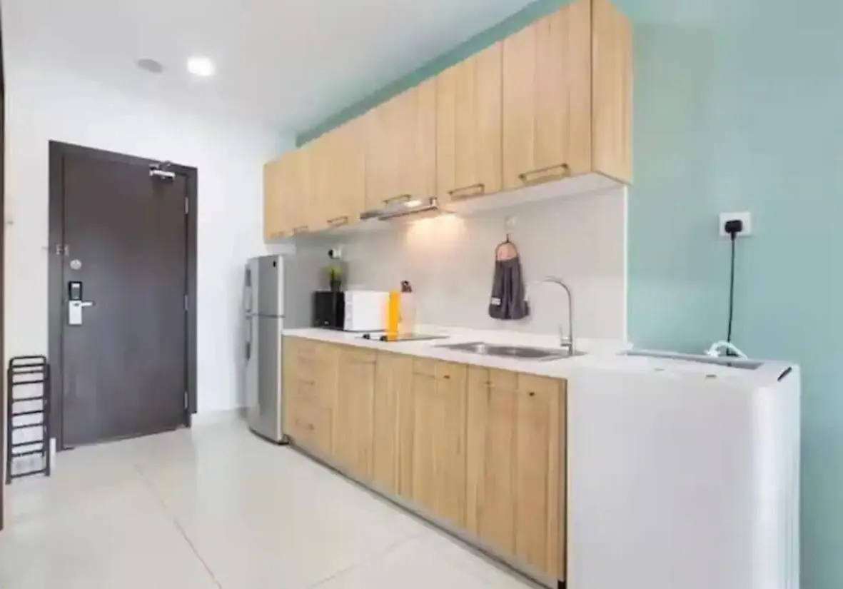 Ksl Mall - High Speed Wifi - Bathtub - Netflix - 24-7 Support Johor Bahru Malaysia